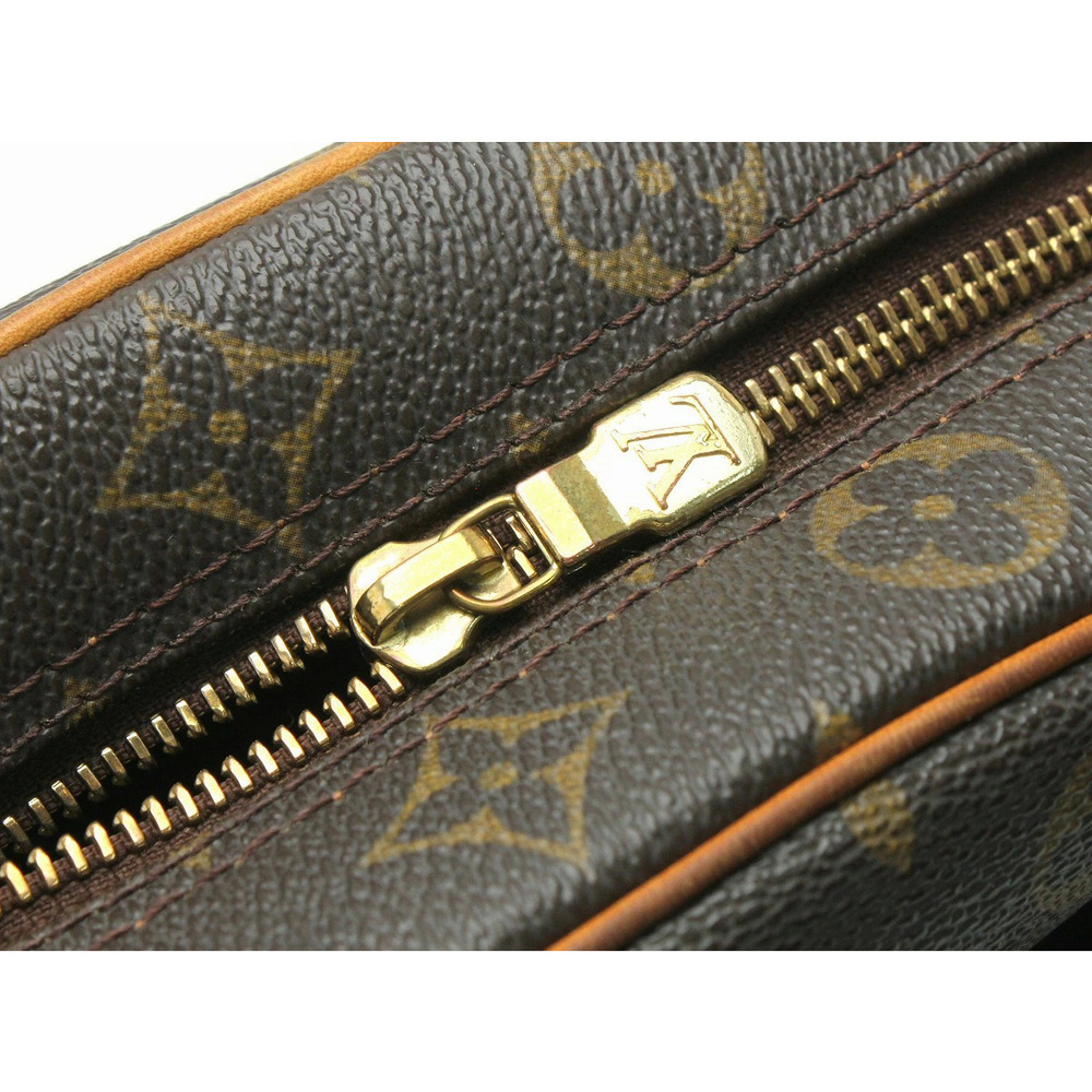 Louis Vuitton Monogram Blois Shoulder Bag Crossbody - Picture 6 of 9